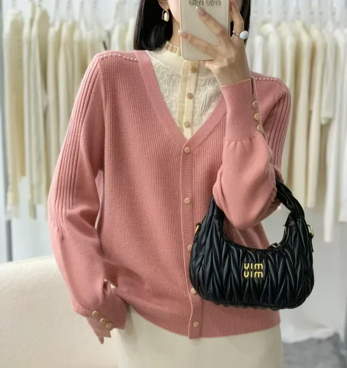 新款蕾丝半高领假两件打底单穿套头针织衫显瘦百搭钉珠韩版女上衣