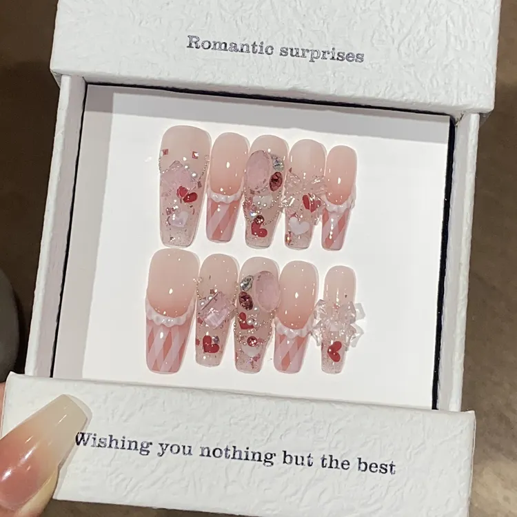 【玛格丽特】纯欲红色丝带甜美方格透底高级感手工猫眼美甲穿戴甲片