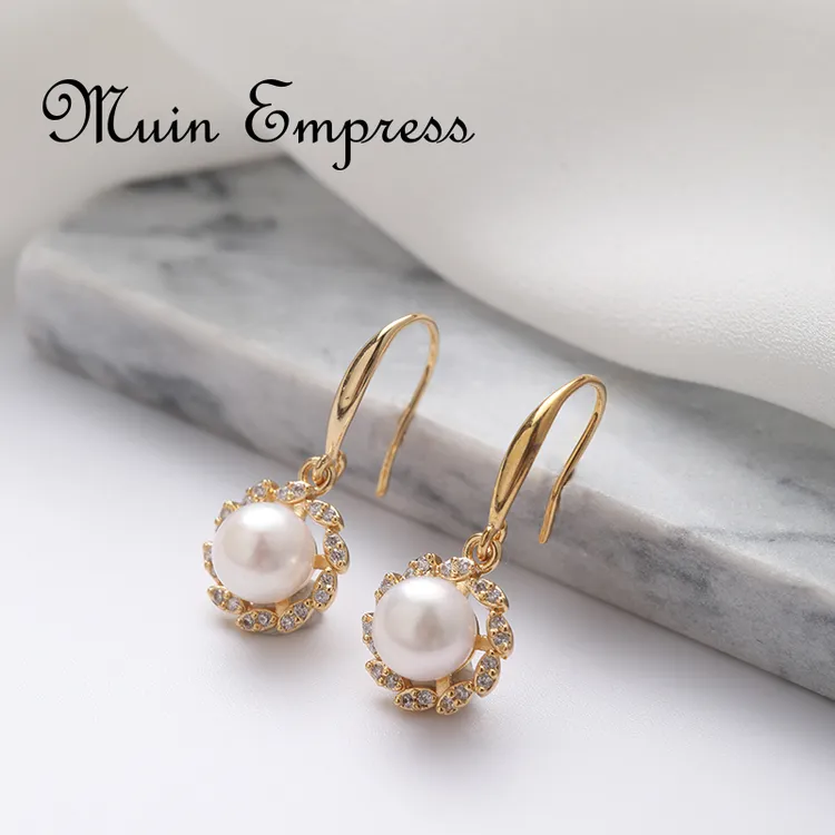 Muin Empress 铜合金合成锆石耳饰 淡水珠白色耳饰耳钩款