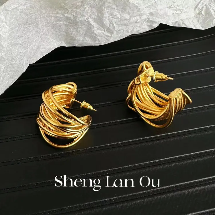 圣兰欧 铜合金耳饰 法式金属麻花交错绳结时尚个性耳环金色轻奢女