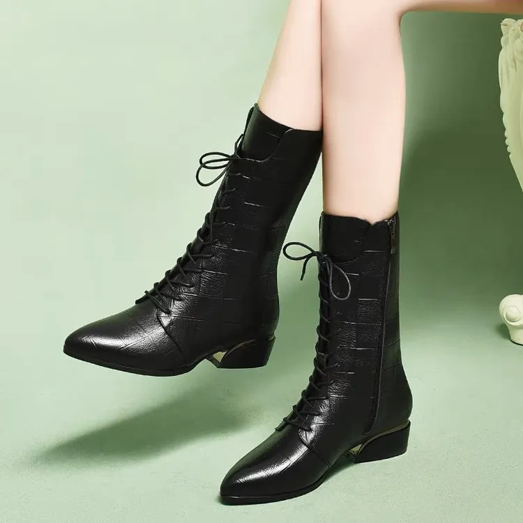 2025年新款马丁靴女冬季加绒短靴粗跟百搭秋冬真皮女靴平底中筒靴