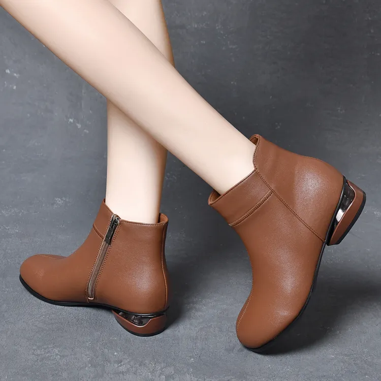 2025新款真皮小短靴女圆头软皮裸靴春秋单靴低跟冬季加绒平底棉鞋