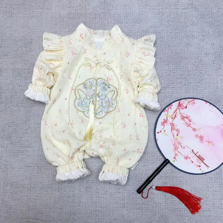 2025网红款中国风双层新生婴儿春秋款女宝连体衣哈衣国潮爬服