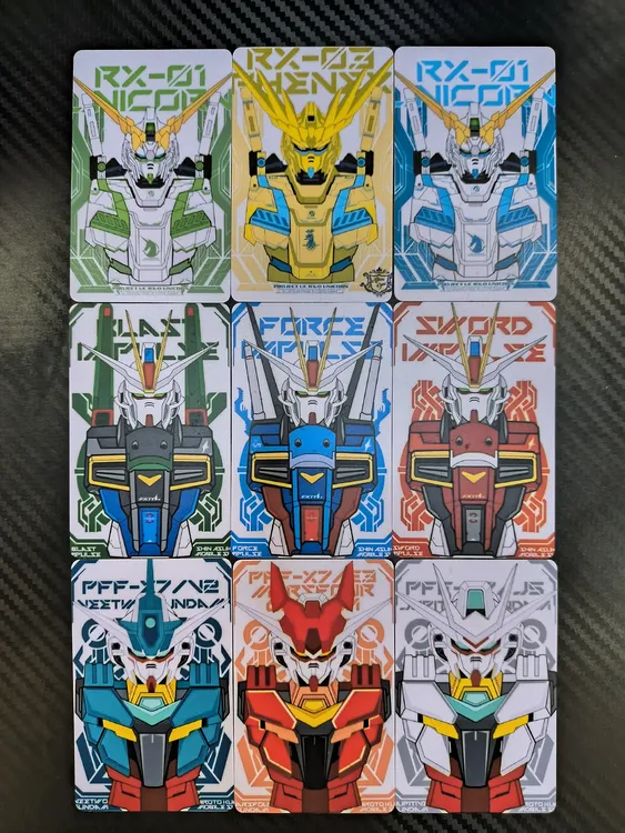 机甲人仔卡牌对对碰附赠高达周边手办组装模型