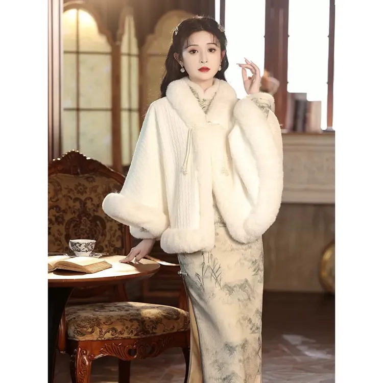 白色披肩搭配旗袍新款2025秋冬季加绒加厚高贵新中式外搭开衫绝美