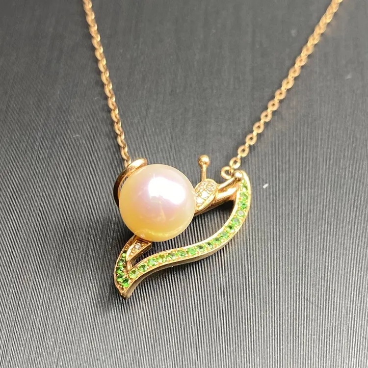 设计师款蜗牛“奋斗”系列18K金珍珠项链