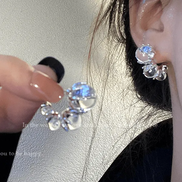 合金耳饰 冰透串珠独特耳环小众设计感高级耳钉女气质冷淡风耳饰