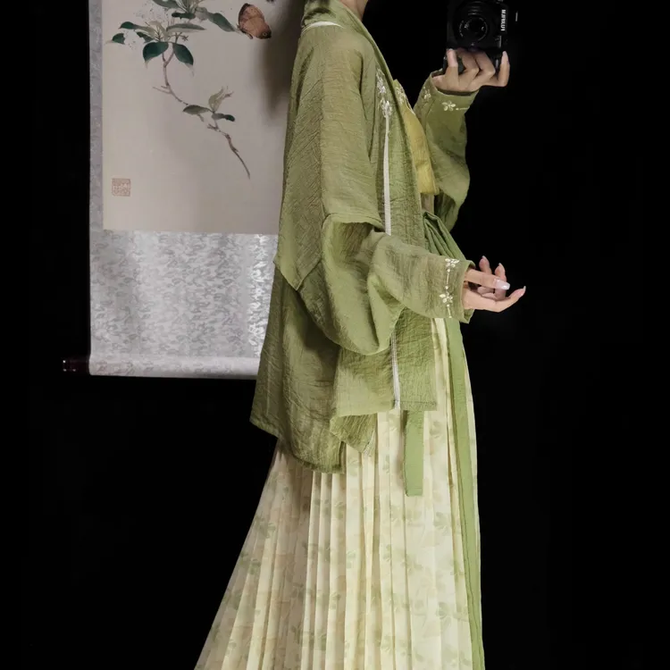 捌伍柒原创草茸茸宋制汉服女飞机袖百迭裙宋裤百褶裙改良日常春夏