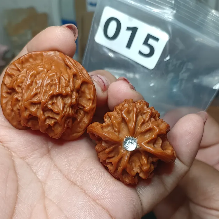 015号42+尺寸一物一拍底漆镶嵌文玩核桃手把件小众精品男女圆润