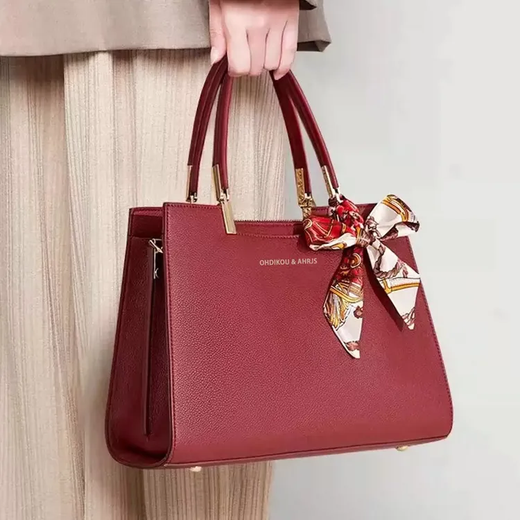 香港时尚托特手提包女包新款中年女士包包大容量妈妈包喜婆婆婚包