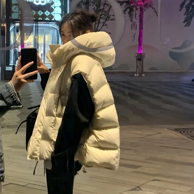 马甲女款秋冬羽绒马甲2025新款白鸭绒高档立领连帽款欧货马夹外套