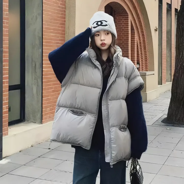 2025新款羽绒马甲女款外穿时髦网红爆款高级时尚百搭保暖坎肩外套