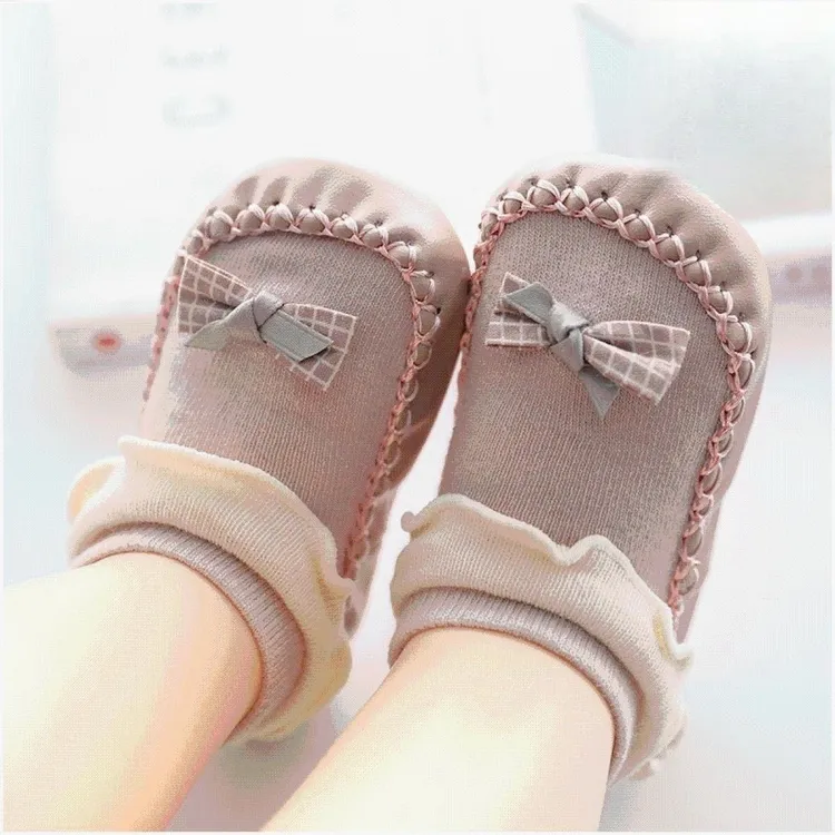 新款婴儿学步鞋袜春秋款加厚款软底学步鞋防滑防水地板袜套宝宝鞋