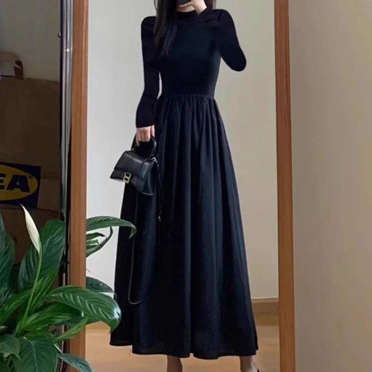 黑色赫本风半高领修身内搭连衣裙女少女气质收腰显瘦打底针织长裙