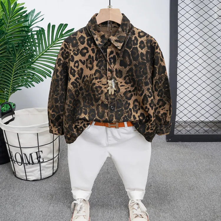 男童春秋宽松牛仔衣韩版儿童个性豹纹长袖衬衫男孩洋气水洗棉衬衣