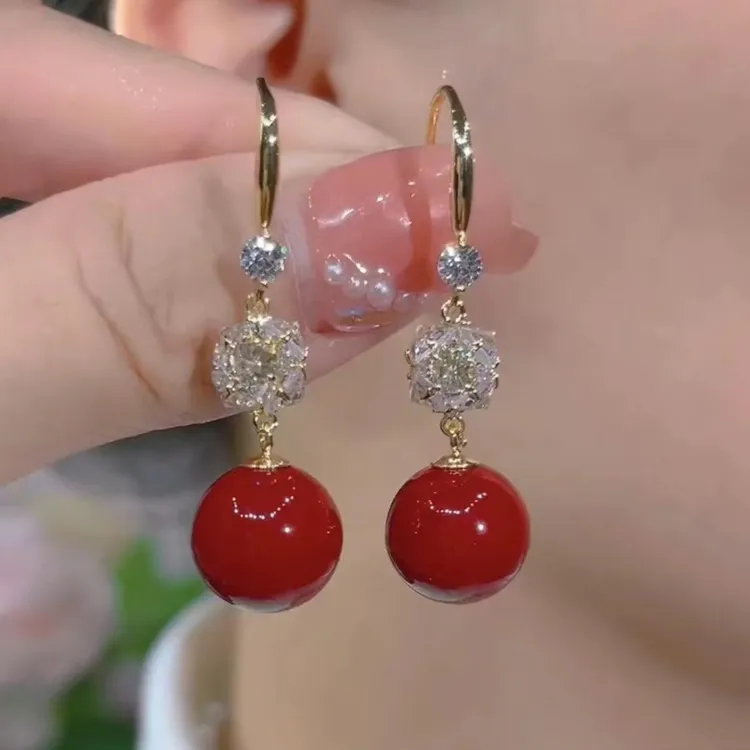 铜合金耳饰 新款潮百搭红色圆珠轻奢小众设计感耳坠高级感