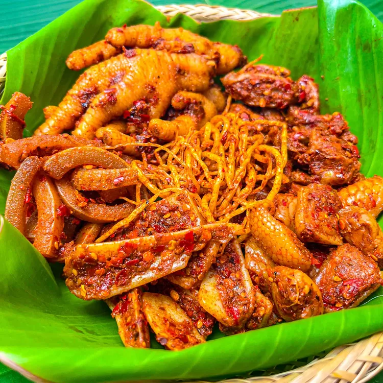 【顺丰发货】云南西盟佤味鸡脚佤味牛皮大杂烩小零食