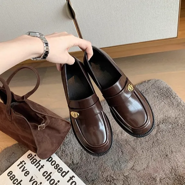 牛皮版~6CM内增高百搭圆头金扣一脚蹬粗跟加绒乐福小皮鞋女爆款