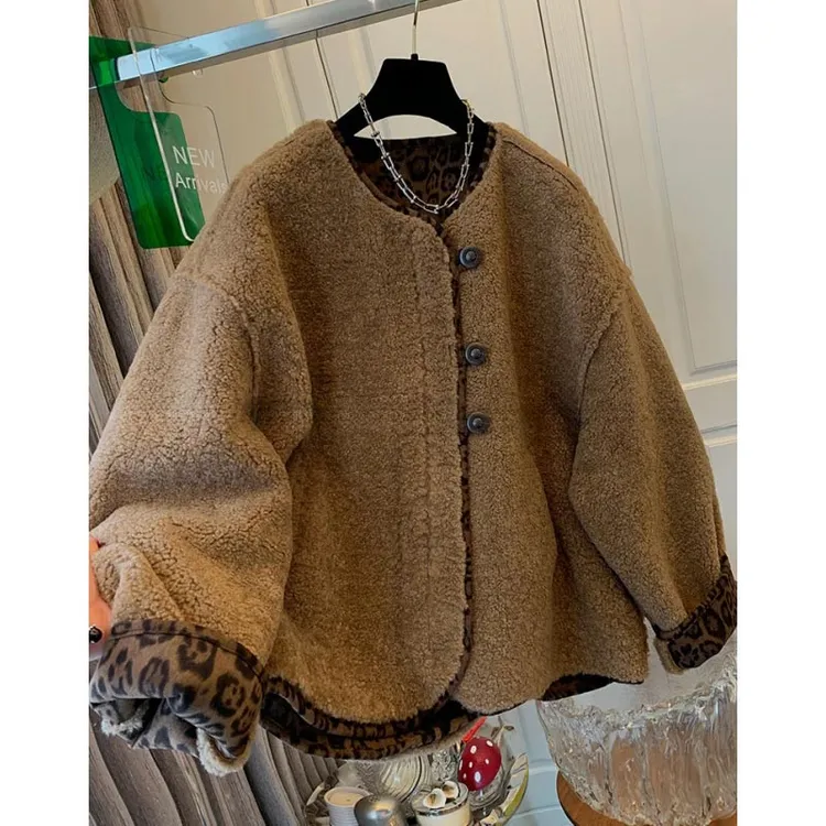 拼色气质显瘦设计感外套女2024秋冬季新款宽松舒适加厚毛毛上衣女