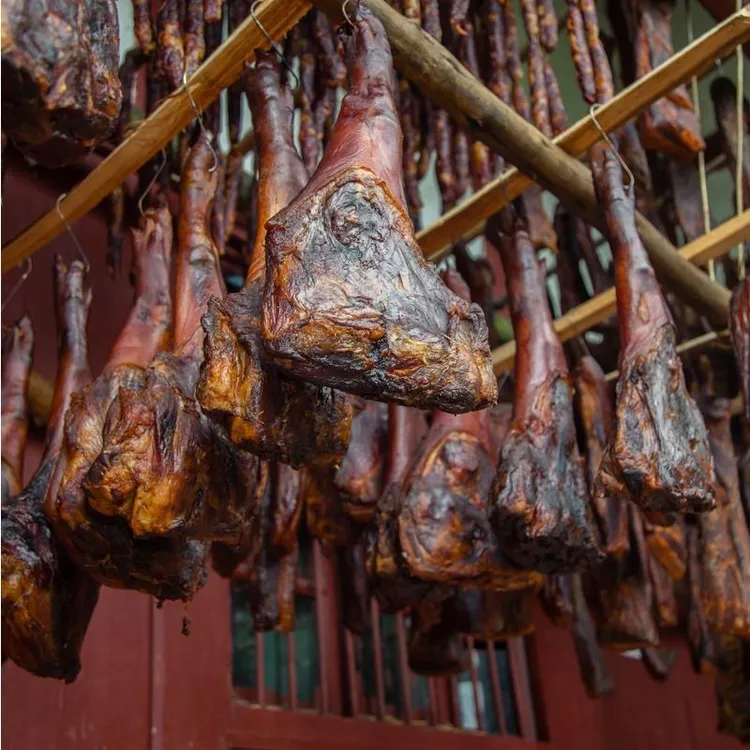 黑猪农家自制腊猪蹄烟熏土猪腊肉腊猪脚整只腊猪蹄子年味腊货腊肠