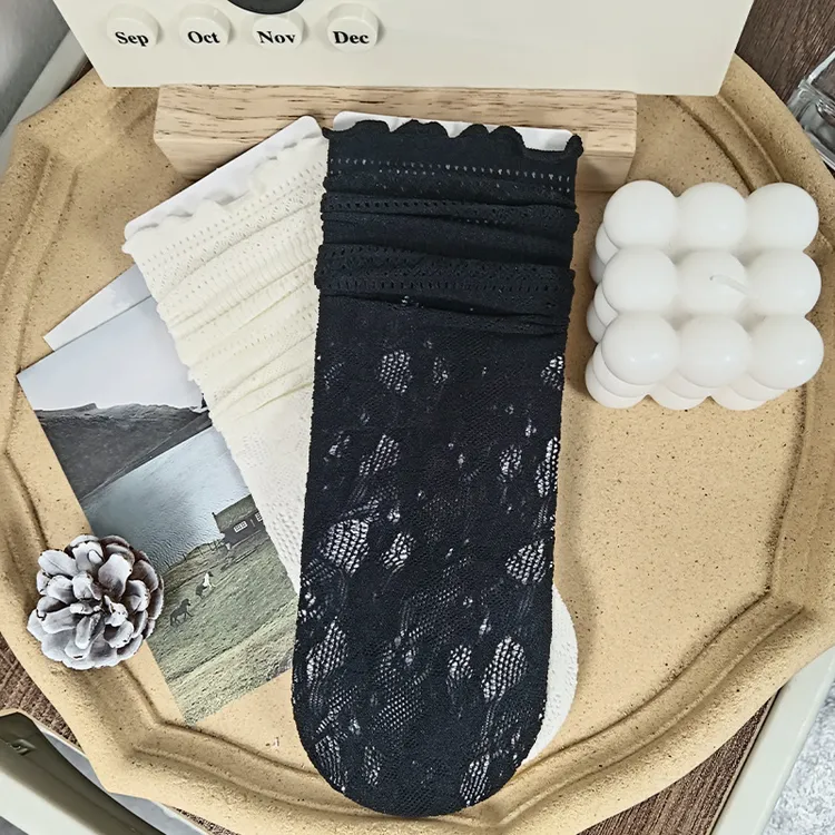 夏季爆款日系蕾丝袜子洛丽塔小红书超薄镂空中筒堆堆袜白色