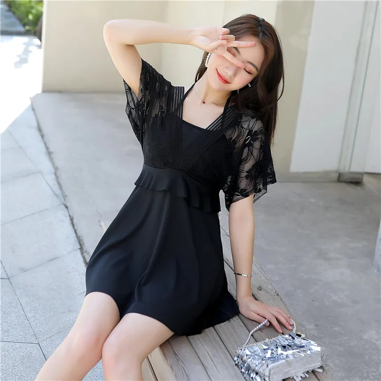 游泳衣女2024年新款潮分体保守显瘦遮肚大码ins风仙女范温泉性感