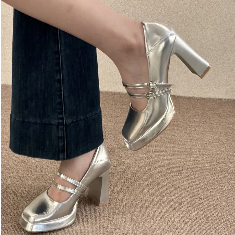 方头银色玛丽珍女鞋粗跟百搭复古一字扣带防水台气质通勤浅口单鞋