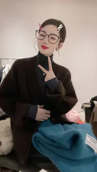 秋冬纯色软糯慵懒风落肩袖显瘦外套