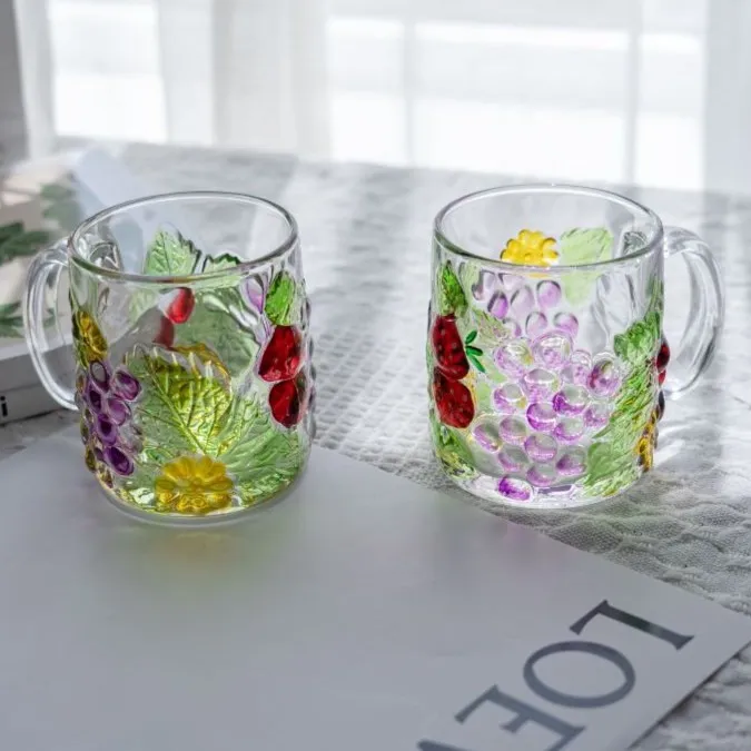 现代创意手工彩绘带把手水晶玻璃杯葡萄草莓杯水晶玻璃彩色