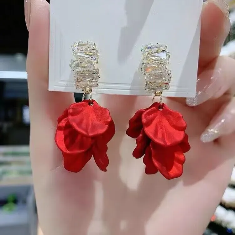 925银耳饰 微美防过敏S925银针红色花瓣耳环气质长款耳饰轻奢小众