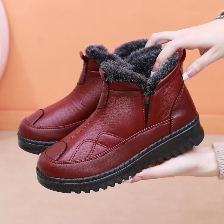 冬季老北京布鞋女短靴老年人加绒加厚保暖妈妈鞋老人舒适爆款棉靴