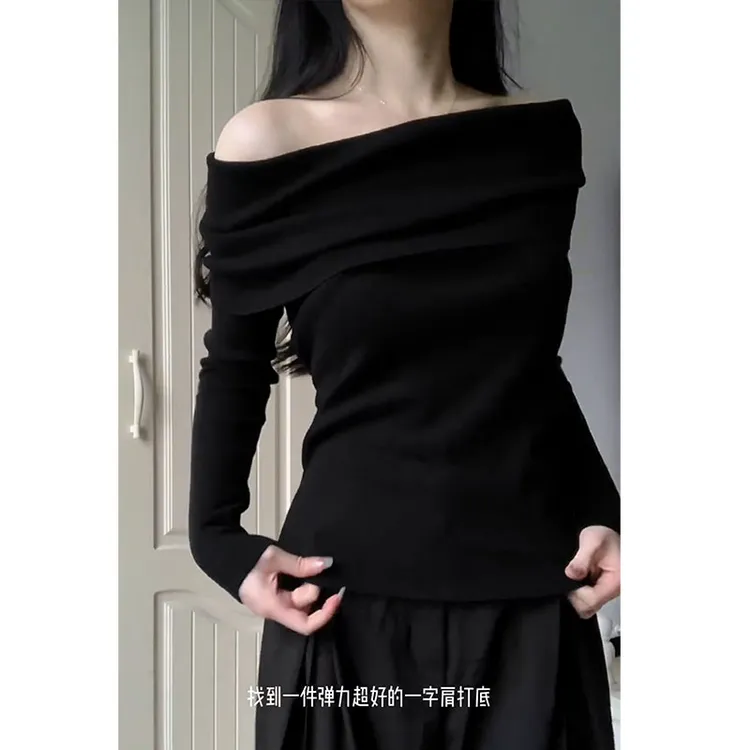 一字肩秋冬显瘦黑色针织衫小众露肩修身气质白色法式毛衣长袖上衣