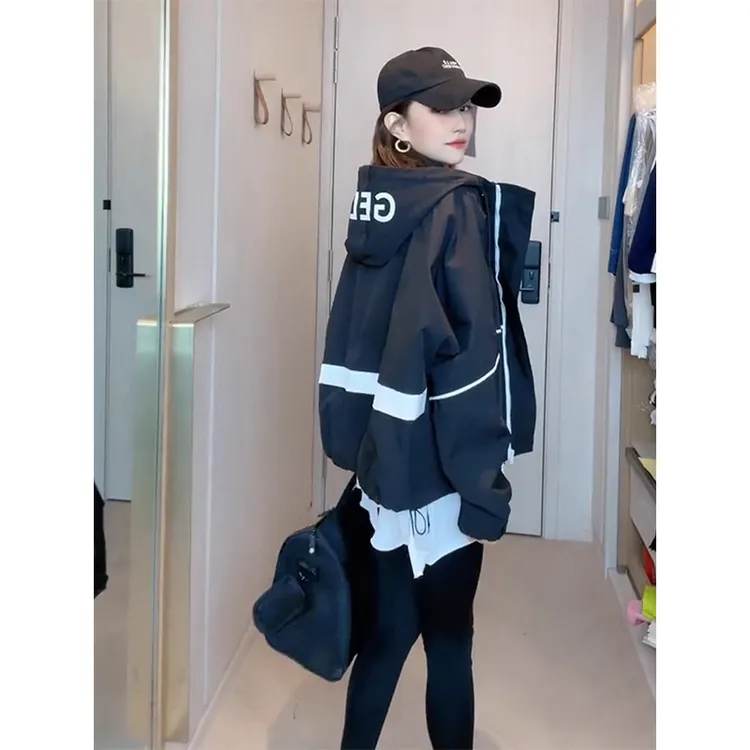 今年流行宽松短外套女士2025春季新款韩版高级感夹克棒球服上衣潮