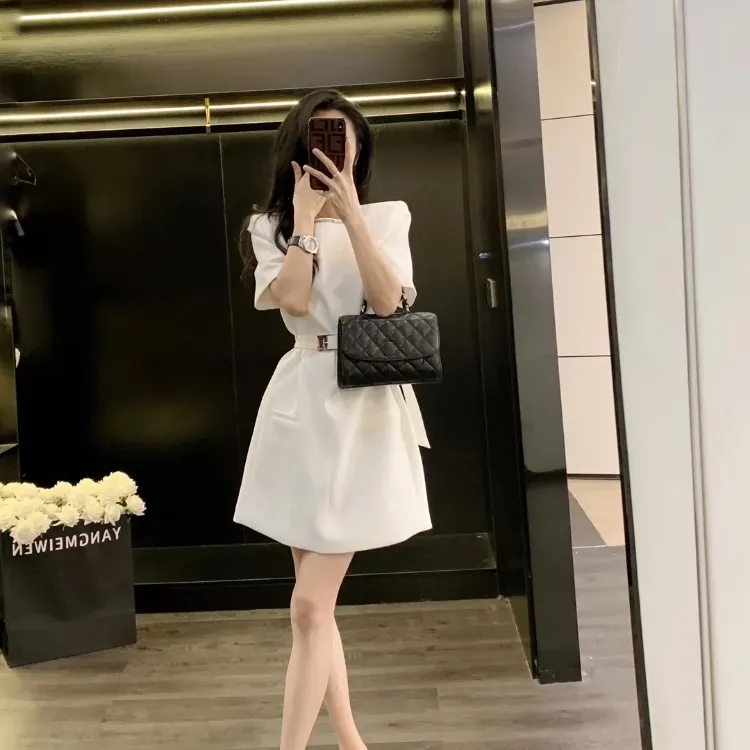 【现货】2025夏季新款简约连衣裙高级感温柔气质百搭收腰显瘦短裙