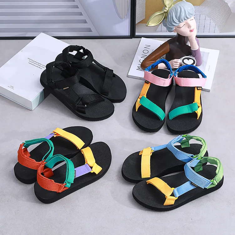 夏季外穿百搭软底潮流户外学生女凉鞋平底韩版休闲时尚室外沙滩鞋