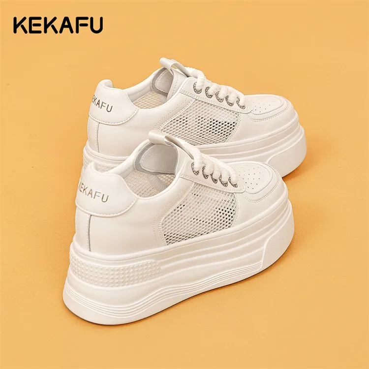 珂卡芙内增高厚底圆头小白鞋女2025秋新款镂空透气网面超轻松糕鞋