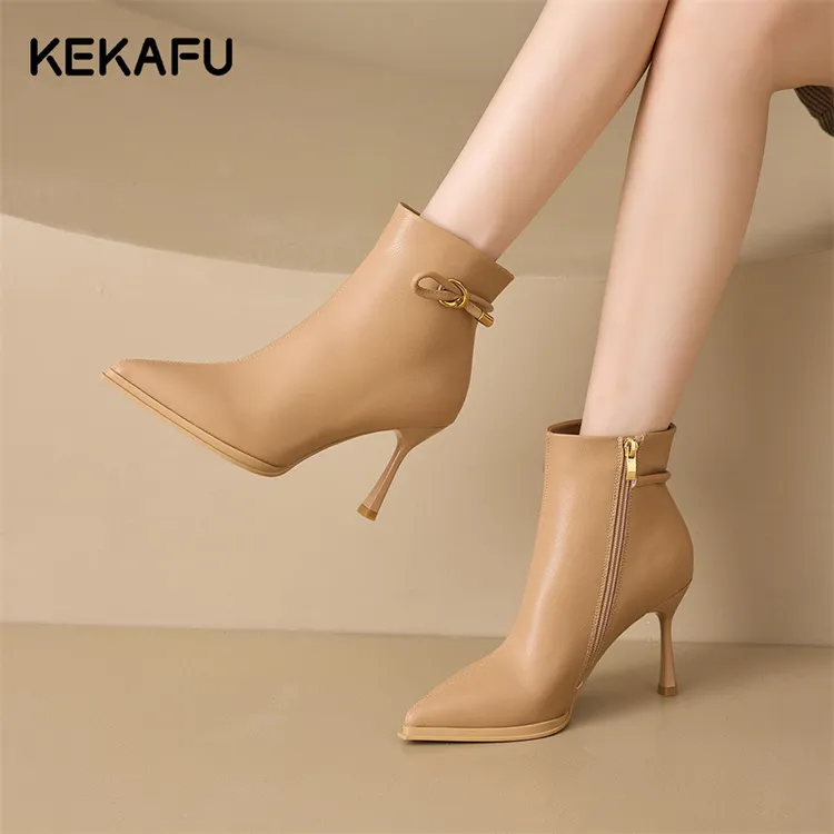 珂卡芙女2025新款秋冬季细跟法式百搭时装靴短靴女款配裙子尖女靴