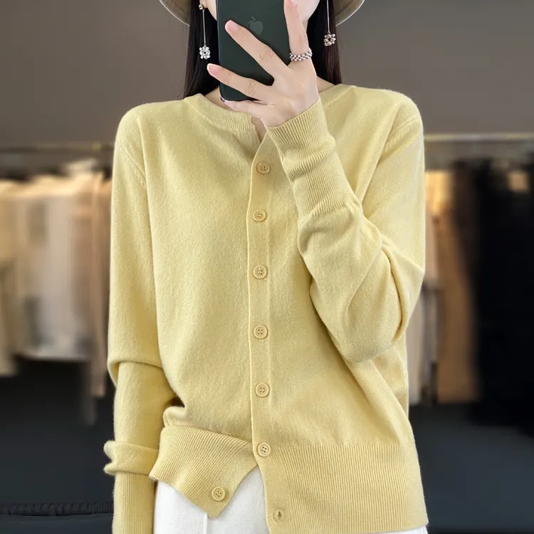 18837法式圆领长袖针织开衫女短外套毛衣设计感简约百搭外搭上衣