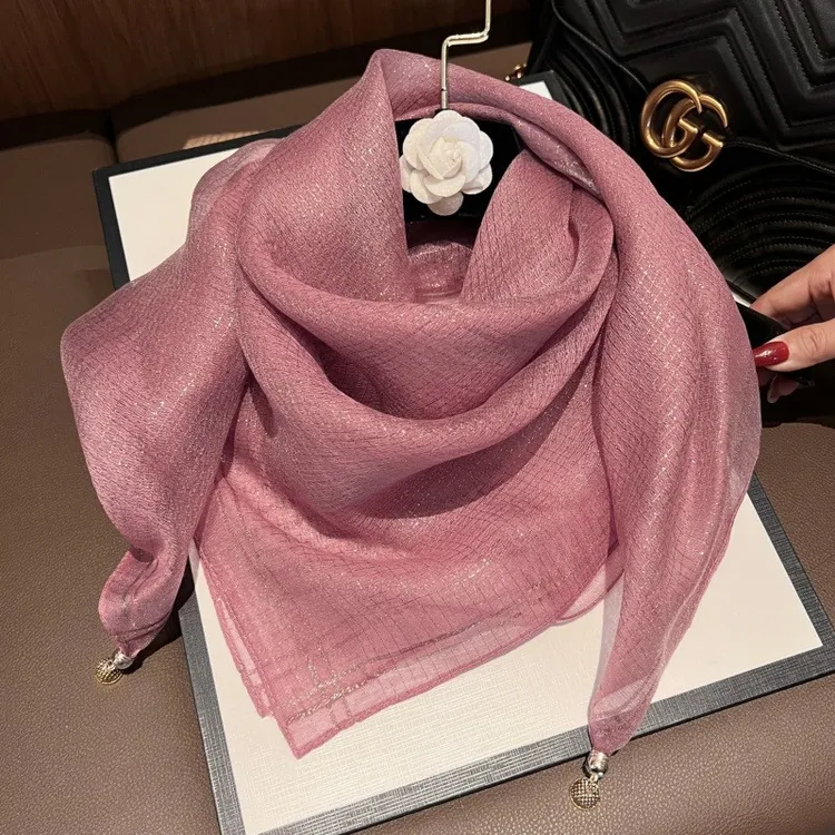 丝巾女春秋新款方巾磁吸扣高级感纱巾百搭装饰小领巾薄款洋气围巾