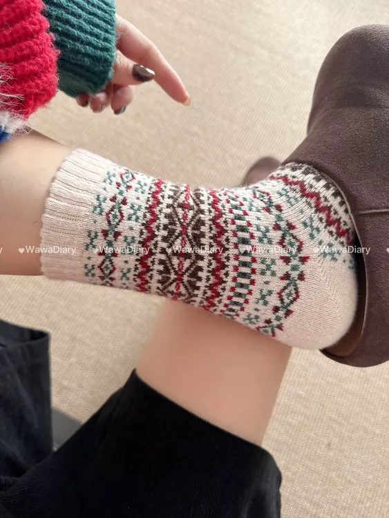 费尔岛菱格秋冬加厚保暖复羊毛袜古堆堆袜中筒袜子