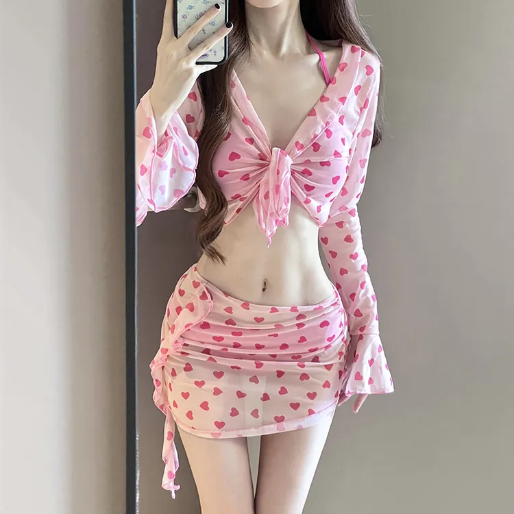 四件套泳衣女比基尼遮肉保守性感ins风多巴胺穿搭泡温泉海边度假