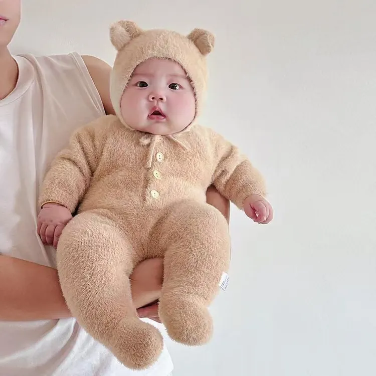 不掉毛婴儿连体衣针织爬服秋冬新款宝宝可爱外出服长袖衣服套装