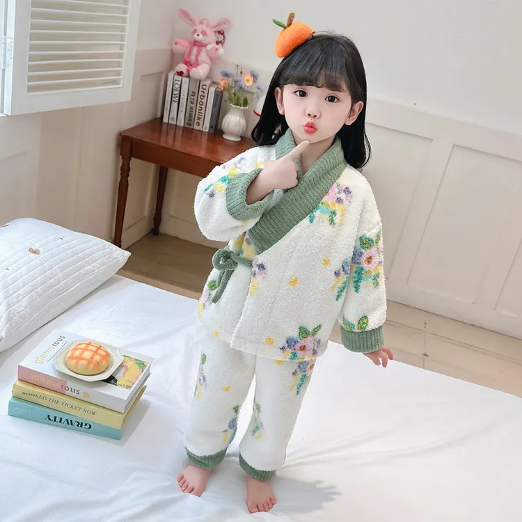 女童法兰绒睡衣秋冬新款儿童女孩宝宝中国风珊瑚绒家居服开衫套装
