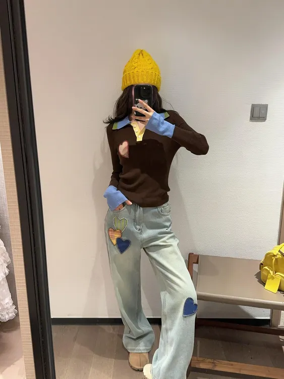 翻领套头针织衫女冬季新款爱心刺绣纽扣polo领撞色毛衣百搭牛仔裤