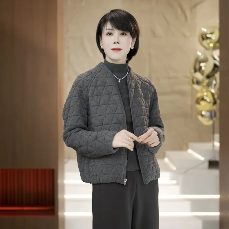 【渲渲推荐】H-F345冬季时尚休闲三角格棉服