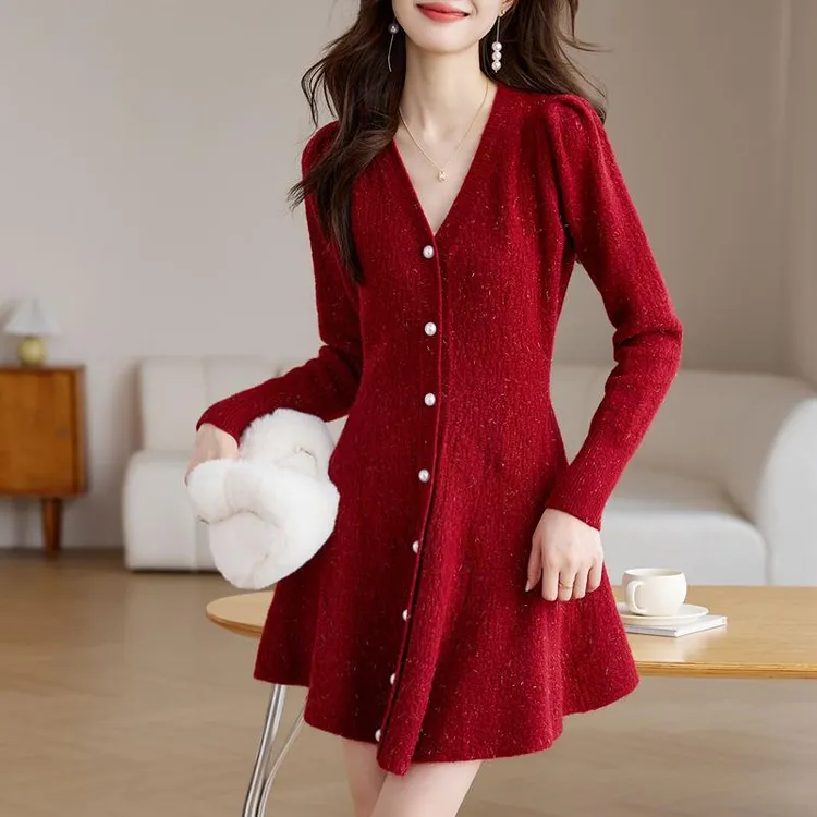 小个子长袖红色连衣裙女秋冬2023新款法式复古泡泡袖金丝毛衣裙子