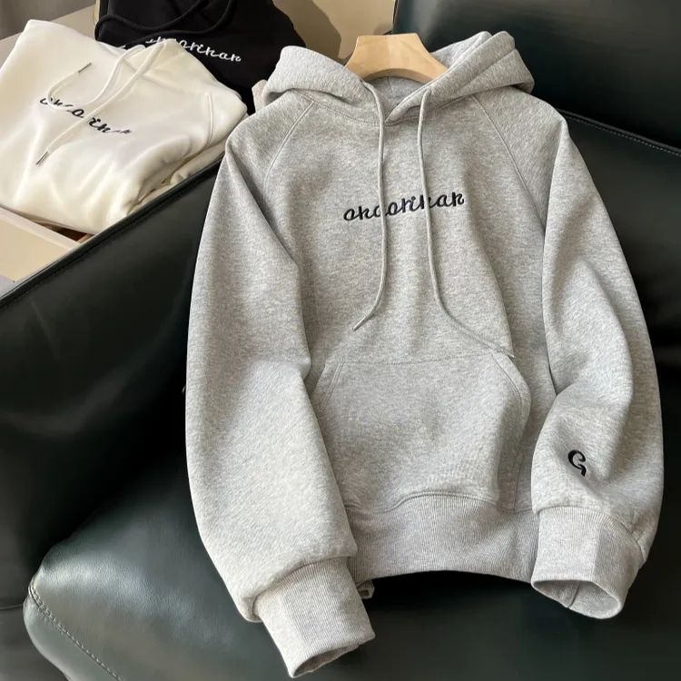 2025年冬季美式复古刺绣字母图案连帽卫衣女士秋冬季重磅高街上衣