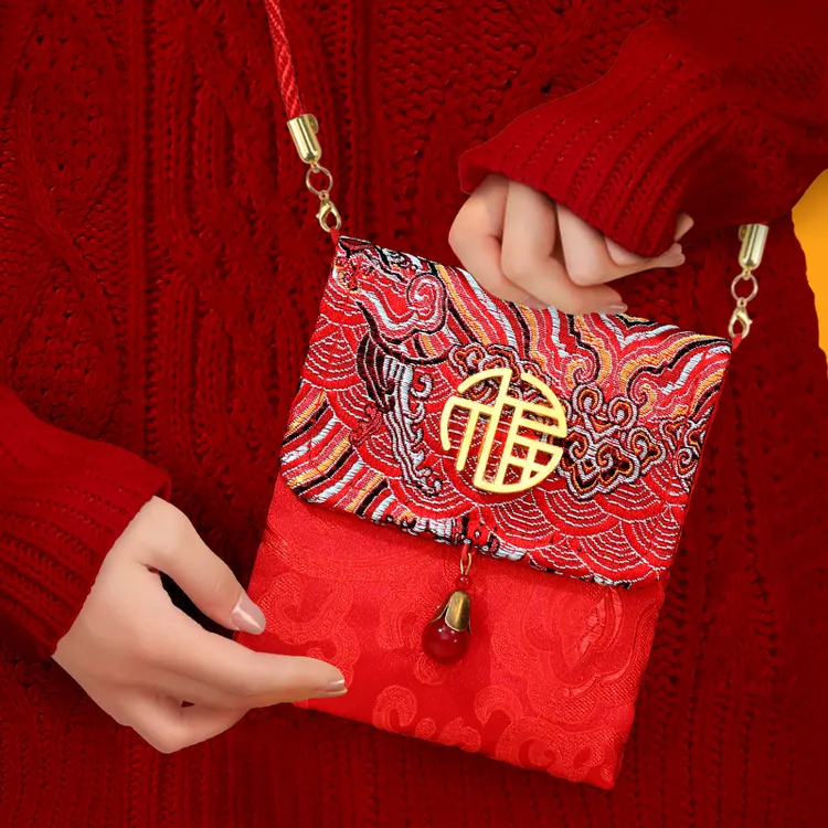 红包2026新款刺绣背绳斜跨压岁钱包创意通用满月周岁生日布艺喜包