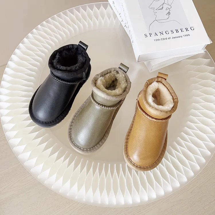 【工厂直供】秋冬保暖雪地靴男童宝宝防滑靴子女童真皮防水加厚时尚