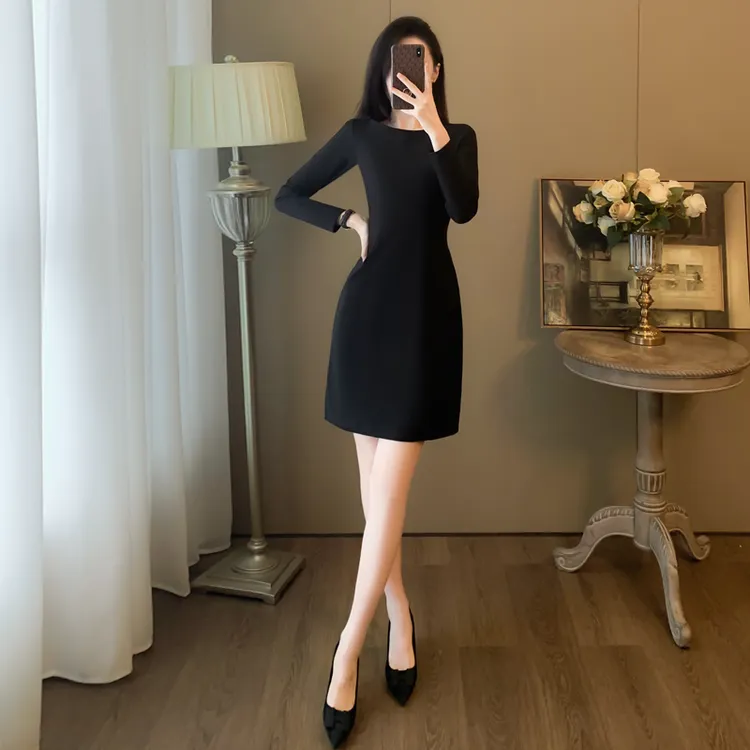 裙子女款爆款2025新款高级感连衣裙秋季洋气衣服知性风秋款包臀裙